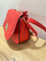 Червена дамска чанта с дълга дръжка , снимка 2