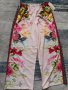 Сатенен панталон със флорални мотиви в бледо розов цвят, снимка 9