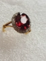 Съвременен дамски златен пръстен 18к с прекрасен гранат и диаманти.Има и сертификат , снимка 1