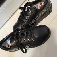 Ежедневни обувки ❤️ Moschino , снимка 1 - Дамски ежедневни обувки - 44168222