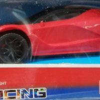 Спортна кола Ferrari с дистанционно управление, снимка 2 - Коли, камиони, мотори, писти - 35155338