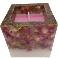 Куб с лавандула свещи, снимка 2 - Ръчно изработени сувенири - 37941553