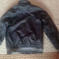 Продавам тъмно сиво детско марково яке за пролета и есента-GYM, снимка 2 - Якета - 28673482