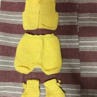 Нов Плетен Бебешки комплект елече, панталонки, терлички Ръчно плетени , снимка 1 - Комплекти за бебе - 30547091