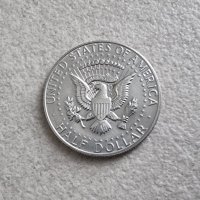Оригинална монета. САЩ. Сребро. Половин Американски долар .1968 год. С образът на Кенеди., снимка 3 - Нумизматика и бонистика - 40764204