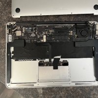 MacBook Air A1466 2017 На части , снимка 7 - Части за лаптопи - 42767018