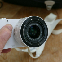 фотоапарат фотокамера Samsung NX1000 обектив 20-50мм, снимка 4 - Фотоапарати - 36553702