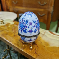 Красиво антикварно колекционерско порцеланово яйце тип Фаберже , снимка 4 - Декорация за дома - 44552511