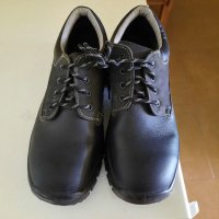 Продавам работни обувки , снимка 1 - Други - 36869484