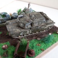 Диорама - Military diorama muddy road & tank D1 Scale 1/34-1/39, снимка 1 - Колекции - 31505972