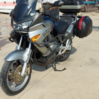 Продавам HONDA VARADERO XL1000V, снимка 5 - Мотоциклети и мототехника - 44794027