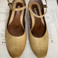 Обувки бежово , естествена кожа, 38 номер, GIANNIОтличн състояние, снимка 4 - Дамски ежедневни обувки - 42401814