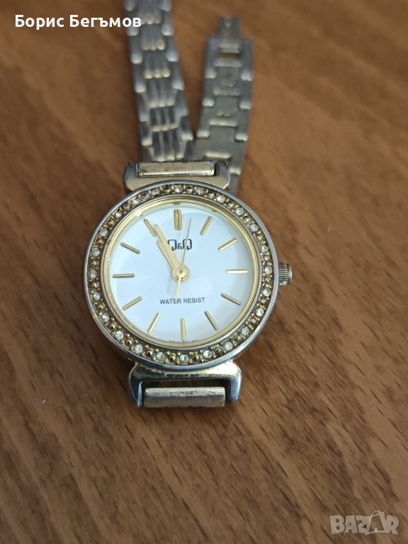 Дамски часовник Q&Q, снимка 1