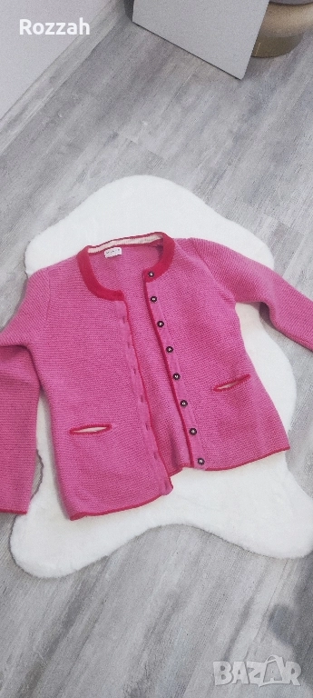 Жилетки и блузи в различни цветове , снимка 1