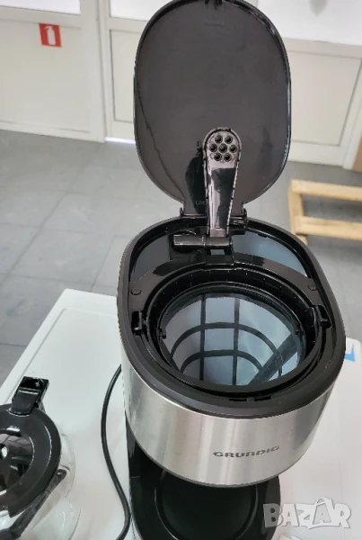Електрическа кафеварка с филтър Grundig, снимка 1
