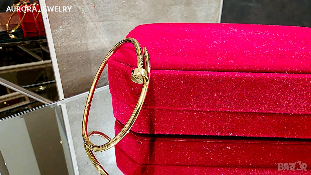 CARTIER Nail Gold Juste un Clou Small Model Унисекс Гривна Пирон, снимка 1