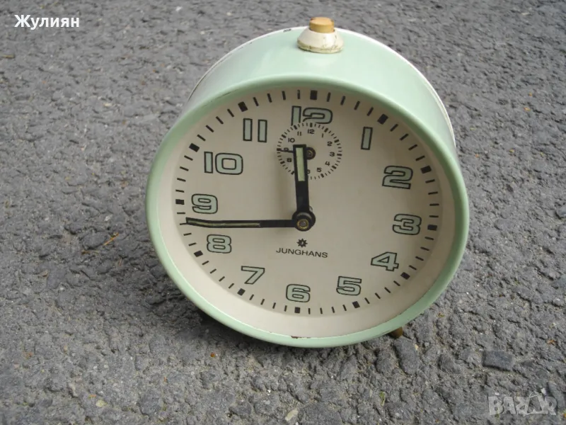 КОЛЕКЦИОНЕРСКИ БУДИЛНИК JUNGHANS , снимка 1
