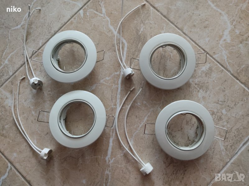 луни за вграждане с фасунги, снимка 1