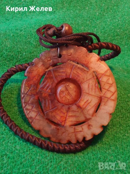 СТАР ТРАДИЦИОНЕН ТИБЕТСКИ НЕФРИТЕН МЕДАЛЬОН РЪЧНО ДВУСТРАННО ОРНАМЕНТИРАН ЕТНО НАКИТ 26120, снимка 1