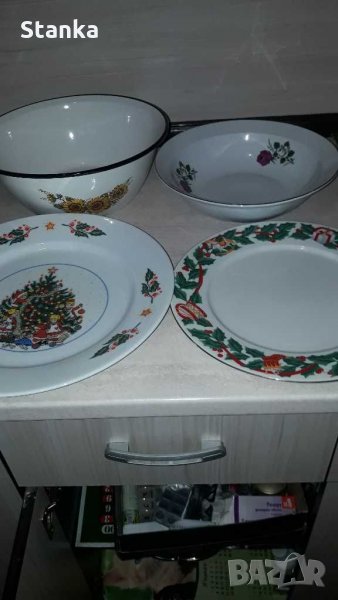 Порцеланови чинии, снимка 1