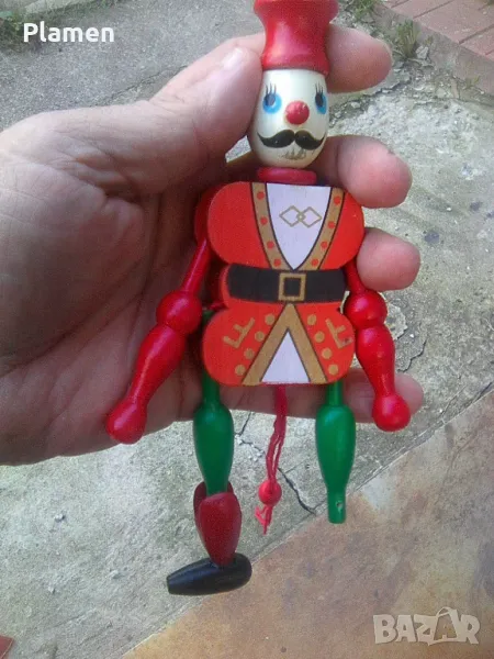 Дървен палячо или войник с изгубено ляво краче, снимка 1