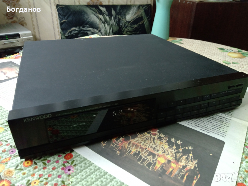 KENWOOD T92-L SYNTHESISER TUNER MADE IN FRANCE ВИСОК КЛАС, снимка 1