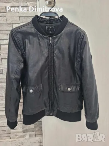 Яке от еко кожа Guess 