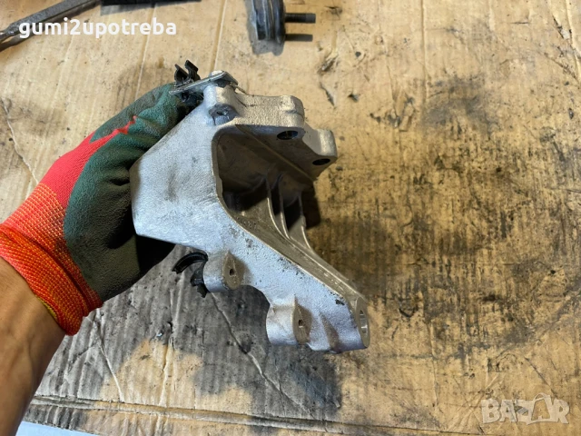 Монтажна Скоба Двигател SUZUKI SX4 S-Cross JY 2018 1.0 Турбо, снимка 4 - Части - 51040072