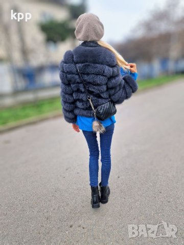 Палто от естествена лисица, снимка 4 - Палта, манта - 39428763