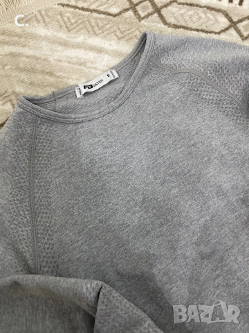 Дамска блуза, снимка 3 - Блузи с дълъг ръкав и пуловери - 52893803