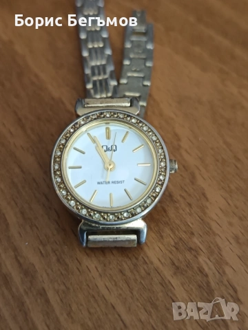 Дамски часовник Q&Q