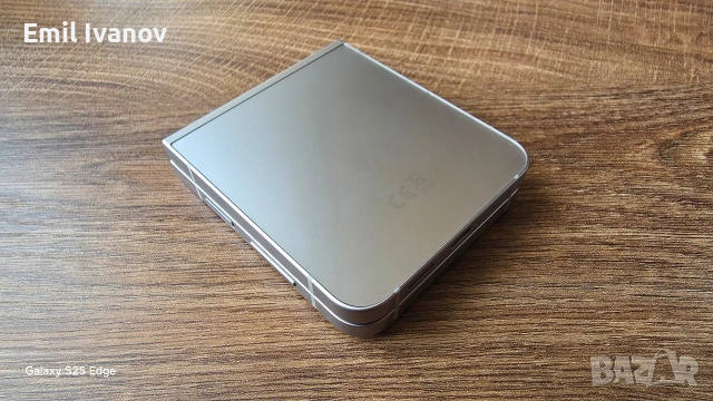 Samsung Flip 6 - 256GB 12RAM, снимка 3 - Samsung - 53084699