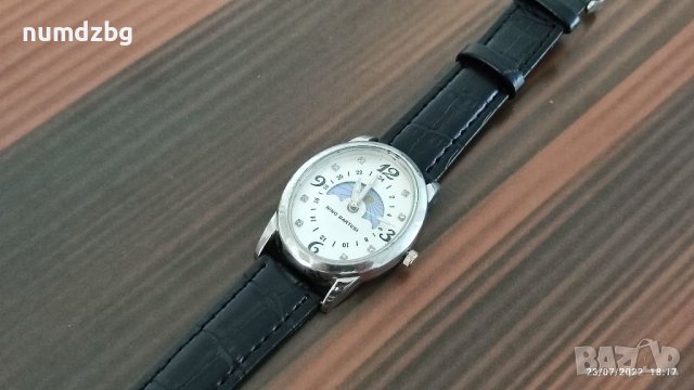 Nino Barteai дамски часовник, снимка 1 - Дамски - 37478918
