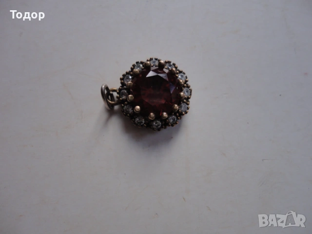 Сребърен медальон колие червен камък , снимка 6 - Колиета, медальони, синджири - 53304905