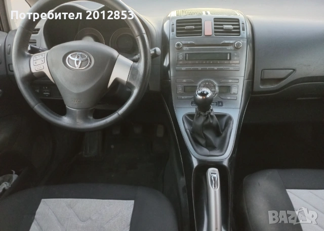 Тойота Аурис 1.6 , снимка 5 - Автомобили и джипове - 54207291
