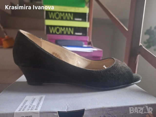 нови обувки естествен велур на платформа , снимка 2 - Дамски ежедневни обувки - 54160526