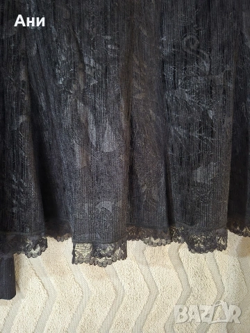 Елегантен дамски костюм, снимка 3 - Костюми - 53153973