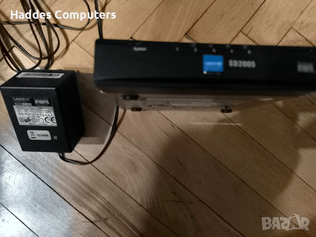 Linksys (Cisco) SD2005 5-Port 10/100/1000 Gigabit Switch