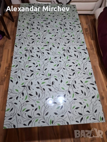 Холна маса със закалено стъкло, снимка 2 - Маси - 53892448