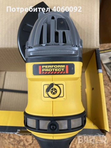 Акумулаторен ъглошлайф DeWALT 54 V, 125 мм, DCG418N, снимка 4 - Ъглошлайфи - 56024889