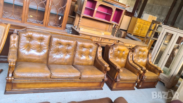 Елегантна Кожена Холова Гарнитура „Vintage Chesterfield“ – Комплект 3+1+1, снимка 6 - Дивани и мека мебел - 54205161