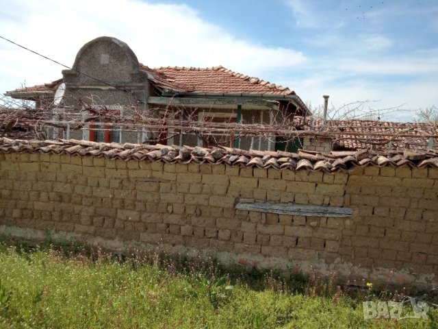 Продавам къща с. Ново Янково, снимка 2 - Къщи - 38428015