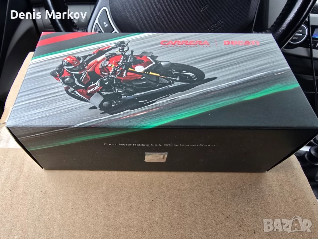 Слънчеви очила Carrera - Ducati, снимка 11 - Слънчеви и диоптрични очила - 52591621