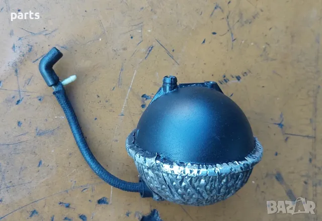 Вакуум Резервоар 1.9TDI Ауди А4 Б6 - А4 Б7
- VW Пасат 5, снимка 4 - Части - 47596410