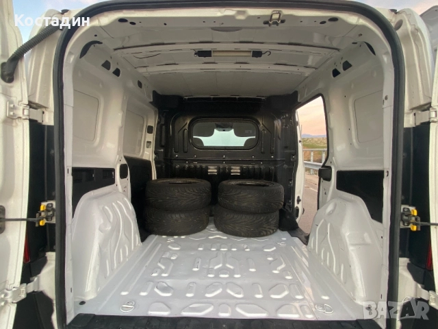 Fiat Doblo 1.3D MultiJet 2012 Euro 5, снимка 13 - Автомобили и джипове - 52441380