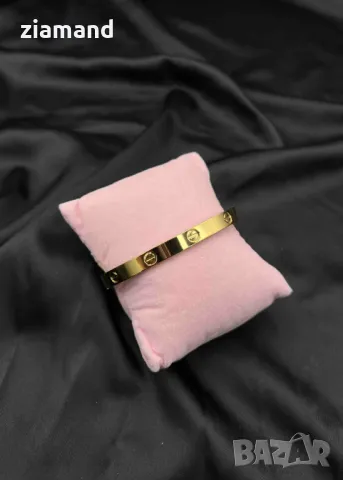 Твърда гривна CR Love