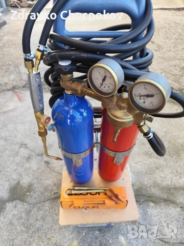 Мобилен оксижен с 2х3.5 литра бутилки 