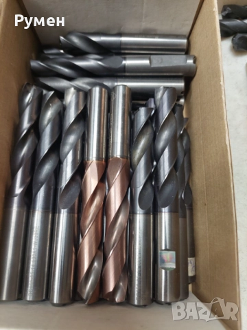 Твърдосплавни свредла и фрези, снимка 2 - Стругове - 52872520