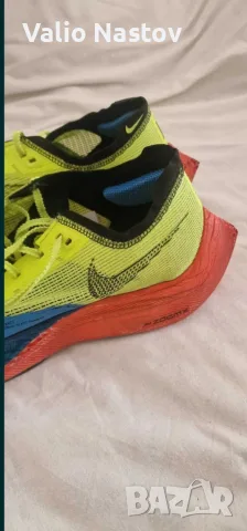 Продавам маратонки за бягане NIKE ., снимка 6 - Спортни обувки - 55940290