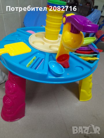 Маса за игра с пластелин и подарък, снимка 2 - Пластелини, моделини и пясъци - 39440715